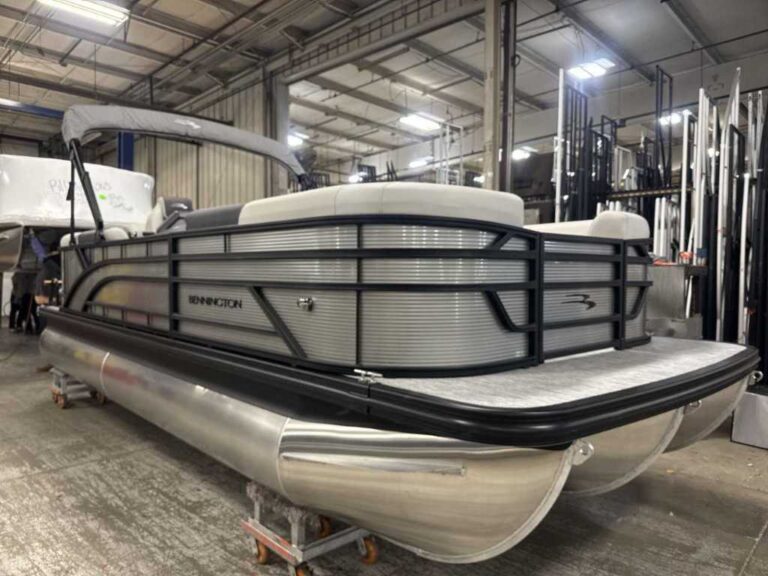 2026 Bennington 22SSR - SPS - SPECIAL PACKAGE US-ETWS9186J526 [photo 1]